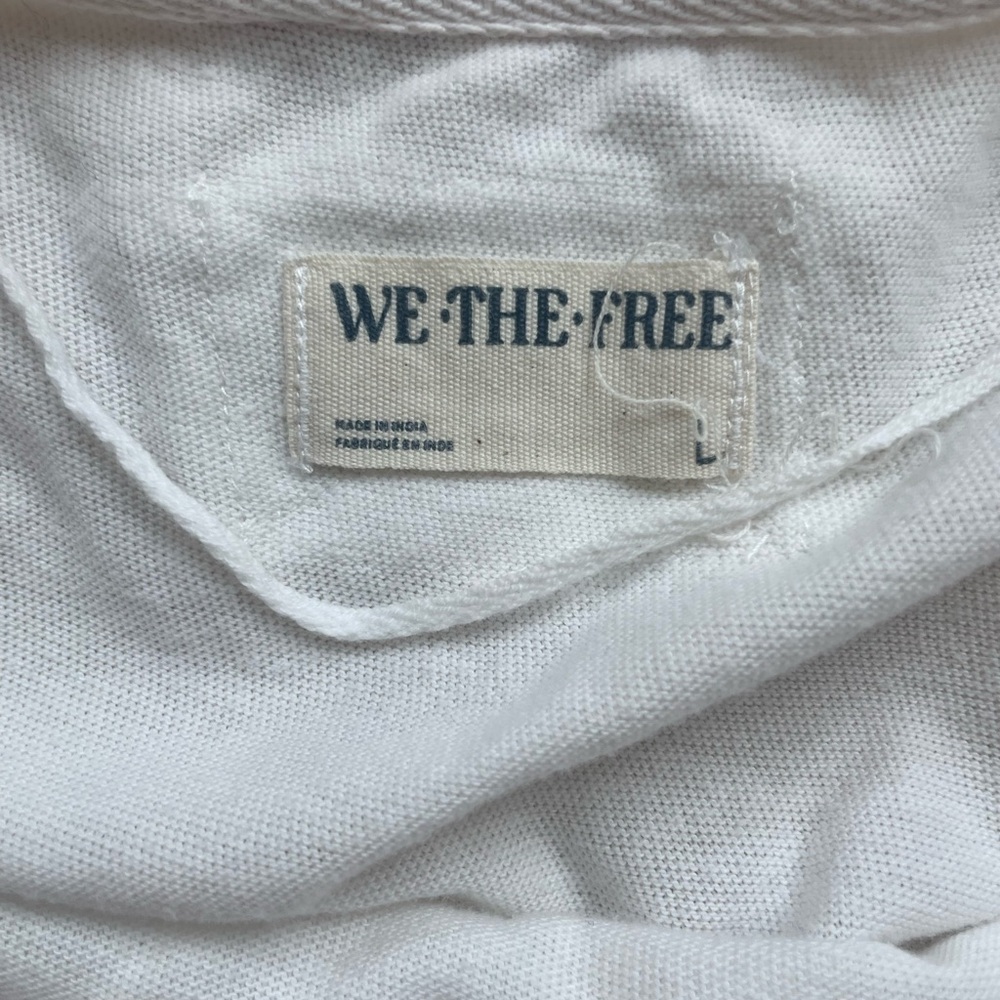 📍We The Free White and Red Embroidered Jersey Top 😍 - Picture 4 of 4